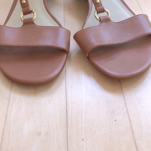 ‼️SOLD‼️🎉HP🎉Michael Michael Kors Sandals - Picture 8 of 8